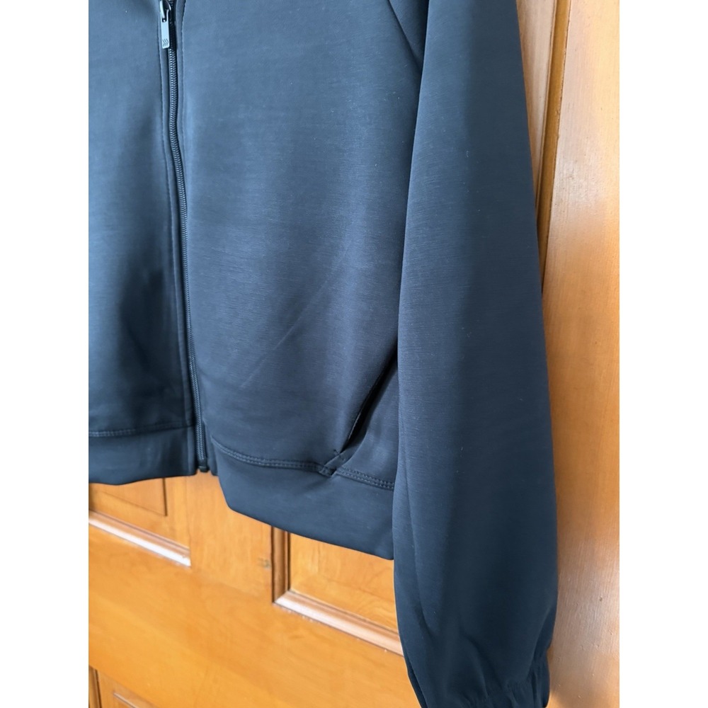 Women's All In Motion Black Airy Sleek Full Zip Jacket Size Small NWT Ultra Soft - Picture 5 of 9